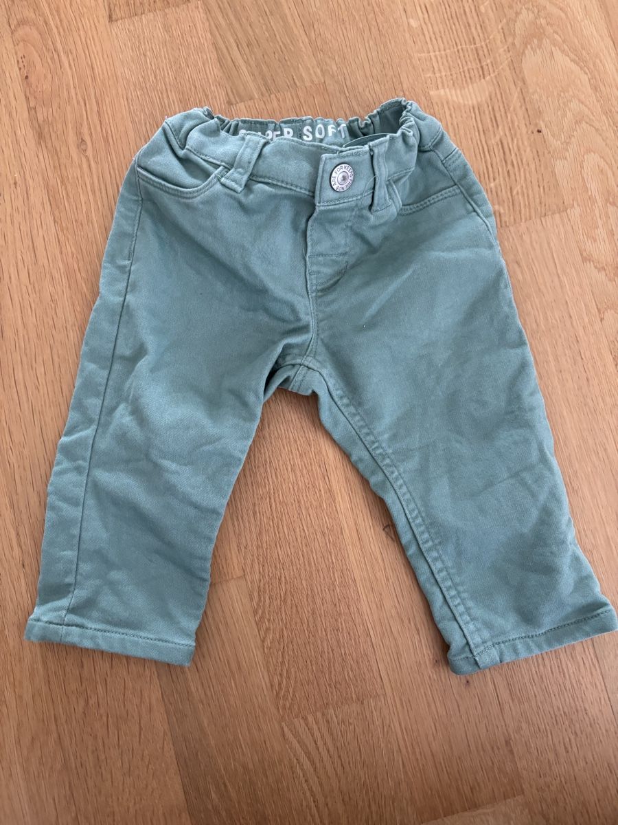 H&M Hosen: Super weiche Jeans Gr. 74 – Gebraucht aus Remetschwil von est_zk69