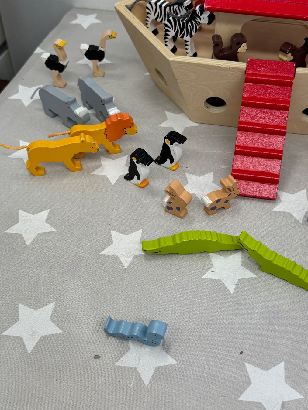 Giocattoli: Goki Arche Noah eine Schlange fehlt – Usato da Rafz venduto da Powacaddy 4