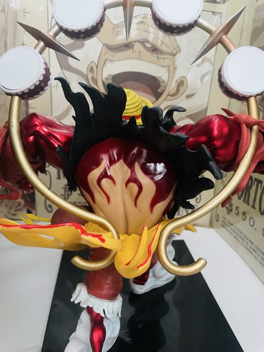 Figurines: Figurine Monkey D. Luffy gear 4 One Piece – Neuf avec emballage d'origine à Nyon par FigurineBoy88 2