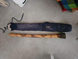 Didgeridoo mit Tasche, Top Zustand, super tiefer Klang!