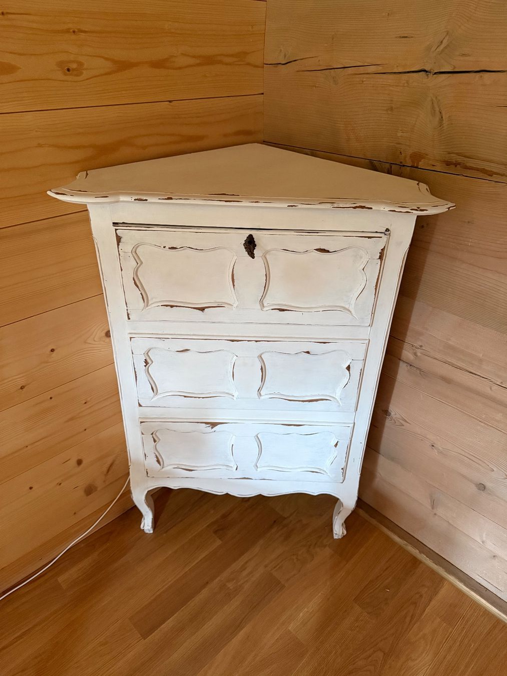 Armadi: Eckschrank weiss shabby chic – Usato da Kiental venduto da gali_72