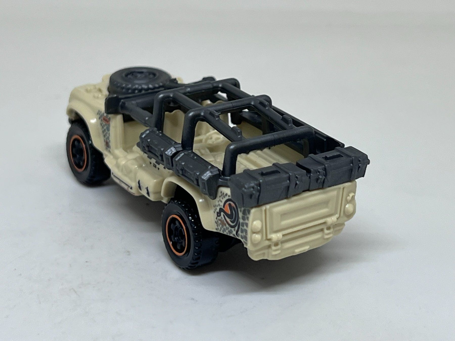 Matchbox Modellini d'auto: Matchbox Sahara Survivor #795 – Usato da Wildegg venduto da LaaBoutique 2