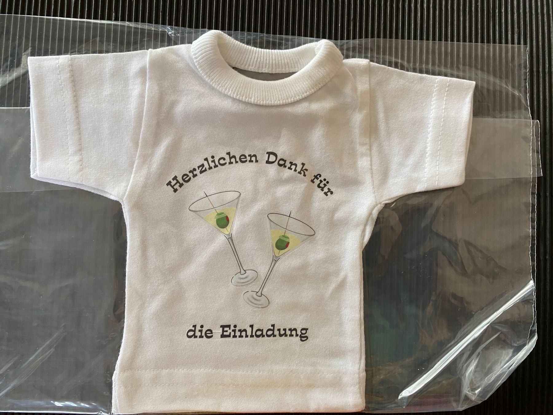 Buoni: Mini/Flaschen T-Shirts bedruckt – Nuovo (secondo la descrizione) da Egg SZ venduto da irbaku