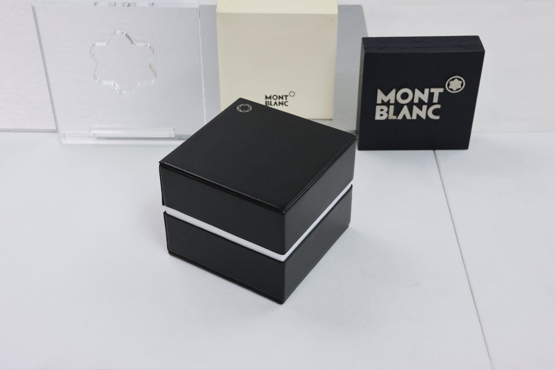 Montblanc Schmuckkästen: NEU - MONTBLANC original komplexes edles Leder-Schmuckbox – Neu und originalverpackt aus Kilchberg ZH von Luxury-Goods-CH 8