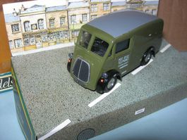 Morris J Van  * Corgi ca. ? (1:43)