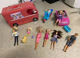 Grosses Barbie Spielset mit Camper, Pferden