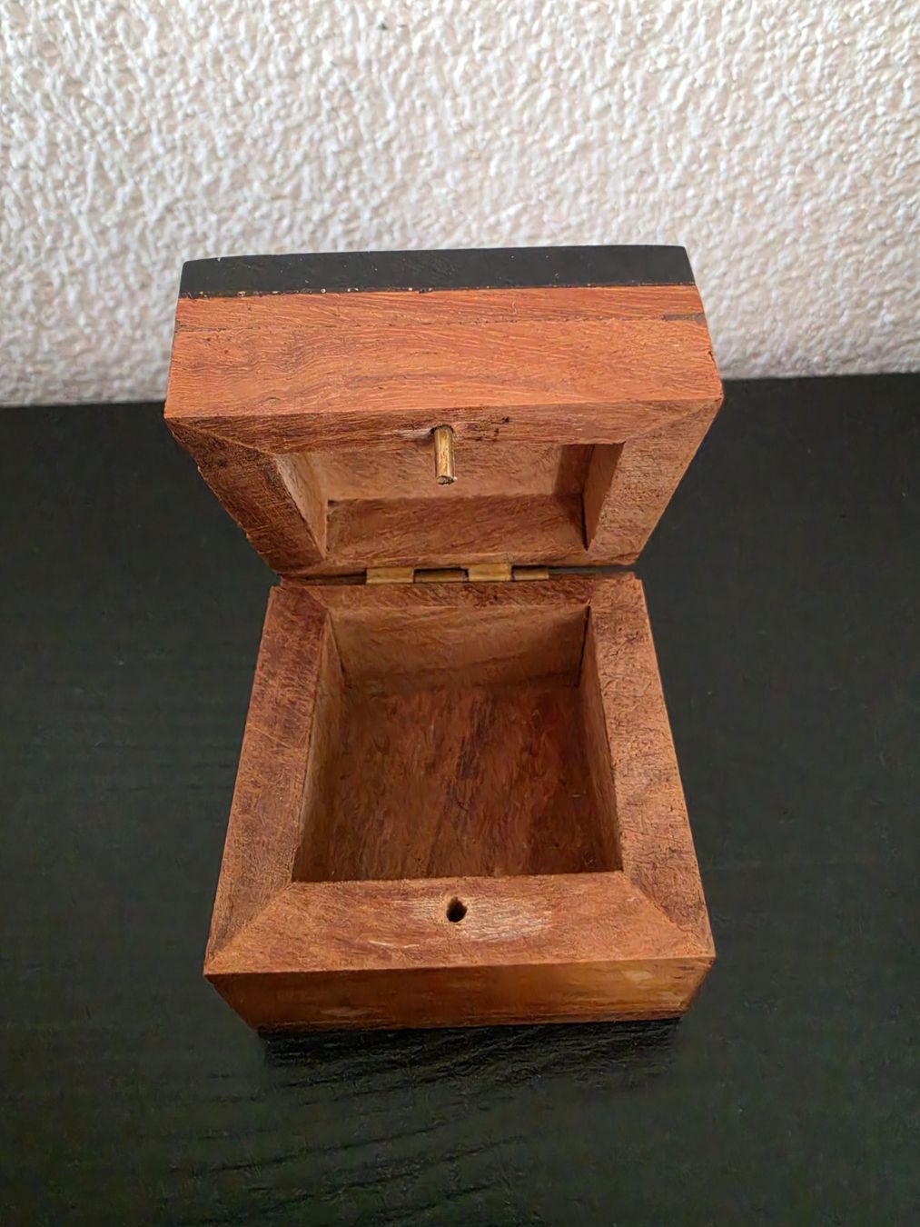 Portagioie: Kleine Schatulle Holz – Usato da Stäfa venduto da flamingo_17 3