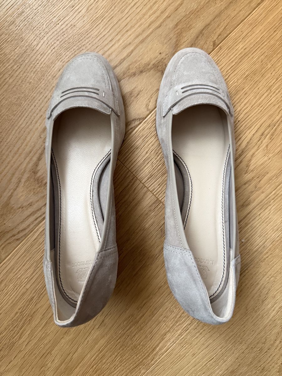 Navyboot Scarpe da donna: Navyboot Pumps Gr.38 kleiner Absatz Wildleder – Usato da Steg VS venduto da Billakruuu 1