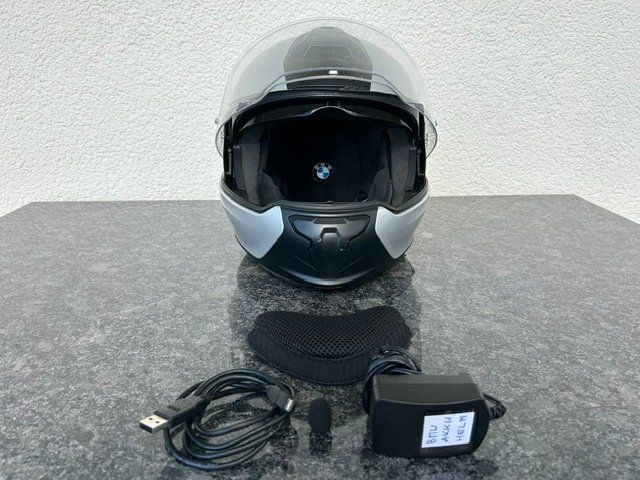 BMW Caschi & visiere: BMW Systemhelm 7 mit integriertem BMW-Kommunikationssystem – Usato da Kaltbrunn venduto da j3z3z