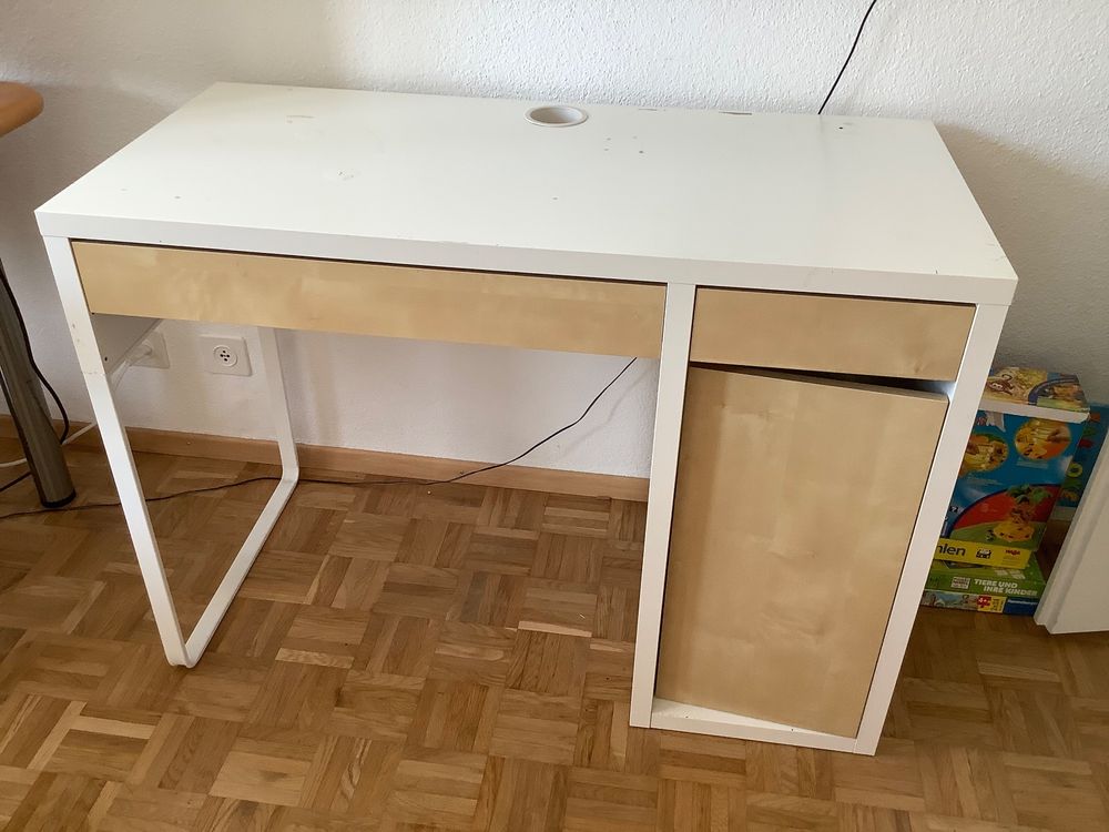 Schreibtisch MICKE IKEA, Pult 105x50cm, gebraucht Kaufen auf Ricardo