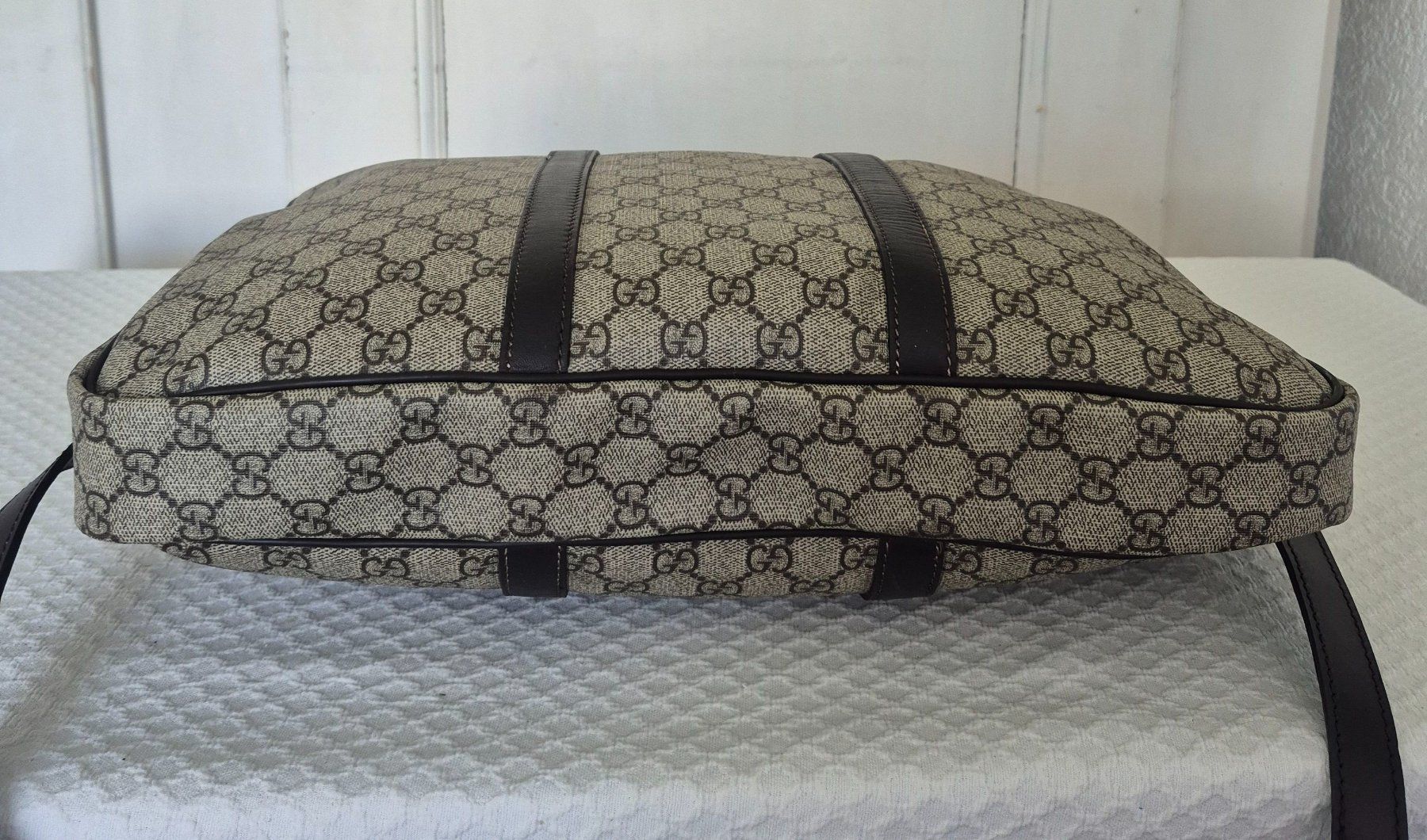 Gucci Borse: Original Gucci Messenger Bag, Vintage – Usato da Dottikon venduto da Pega7 7