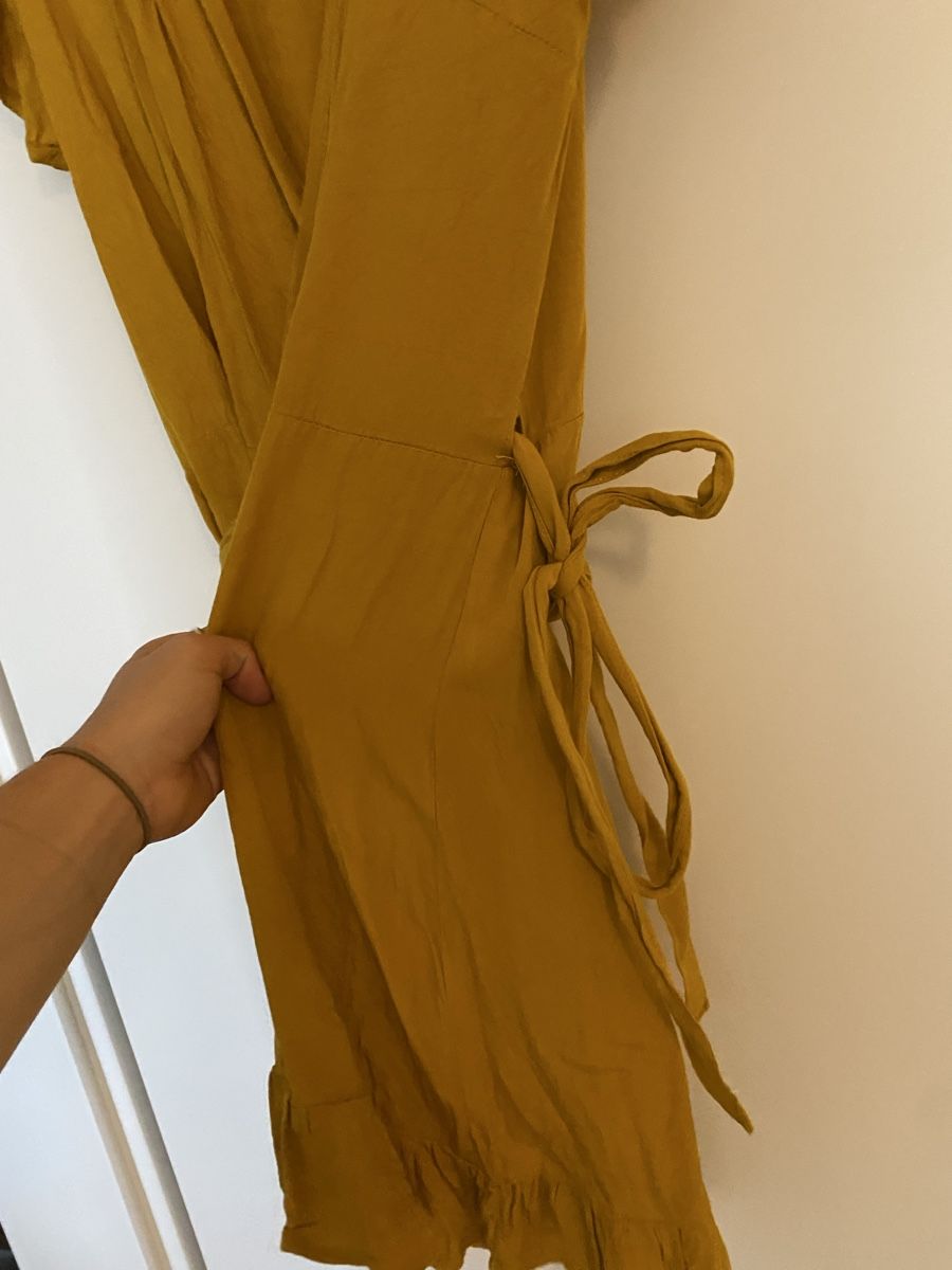 Vestiti: Senfgelbes Kleid – Usato da Luzern venduto da oli_6x2r 2