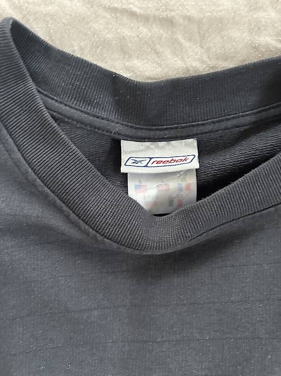 Pullover & Sweatshirts: REEBOK ORIGINAL Vintage Pullover XXL – Gebraucht aus Würenlingen von julian.haemmerli 3