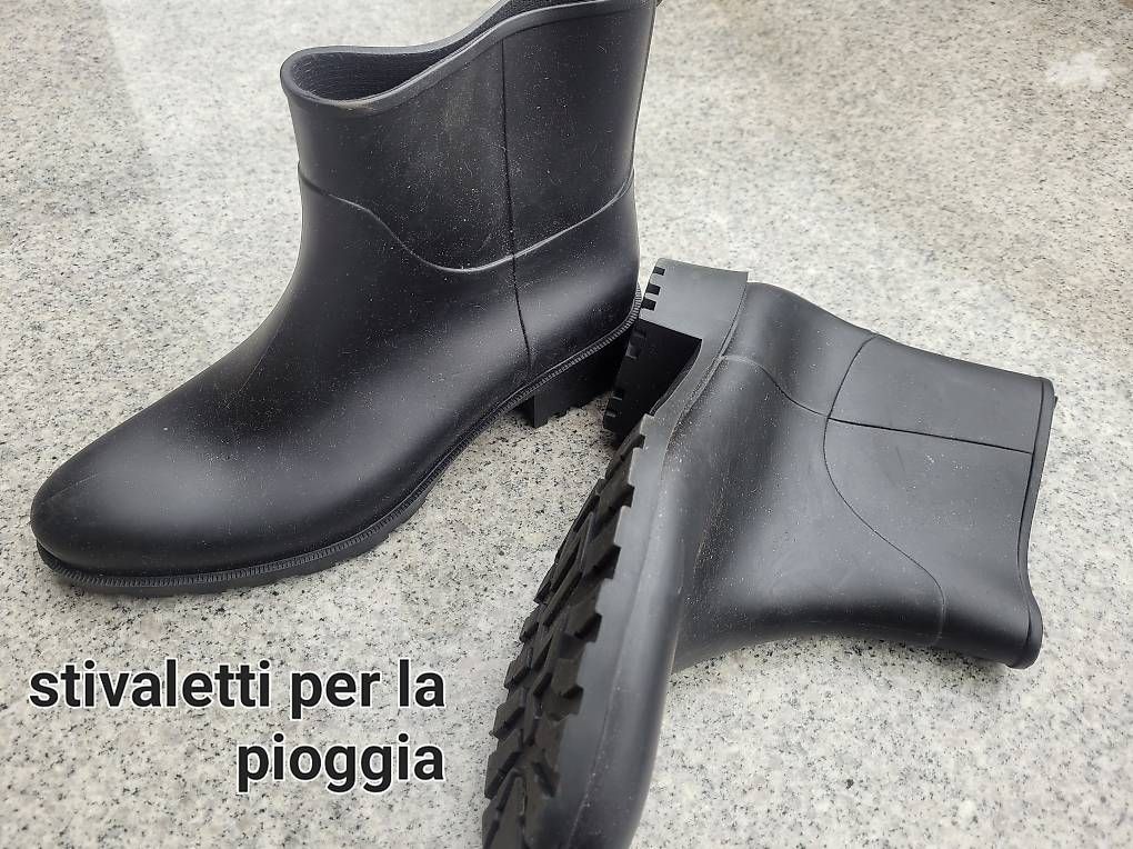 Damenschuhe: Vari stivaletti donna – Gebraucht aus Lugano von Antonella68 2