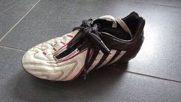 Adidas Fussball Schuhe Gr 32