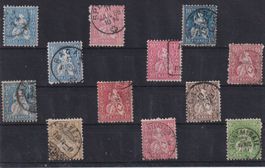 TOP LOT Sitzende Helvetia, weisses Papier++++