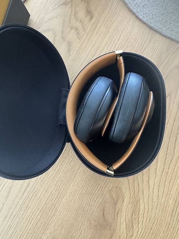 Cuffie: Original Beats Studio 3 Wireless ZML – Usato da Zürich venduto da ili_s2pk 3