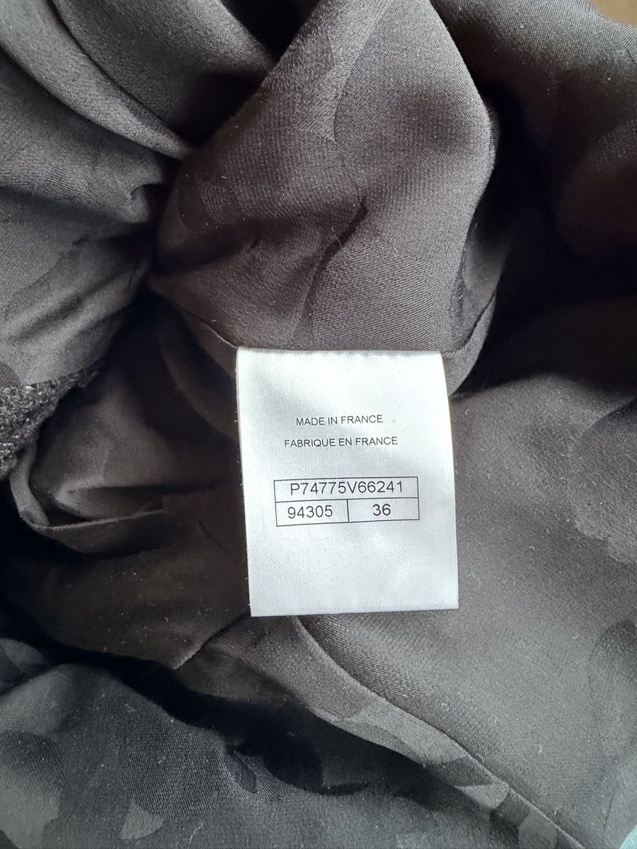 Chanel Giacche: Chanel Tweed 2023 Runway Jacket – Nuovo (secondo la descrizione) da Meilen venduto da ana_nln9 6