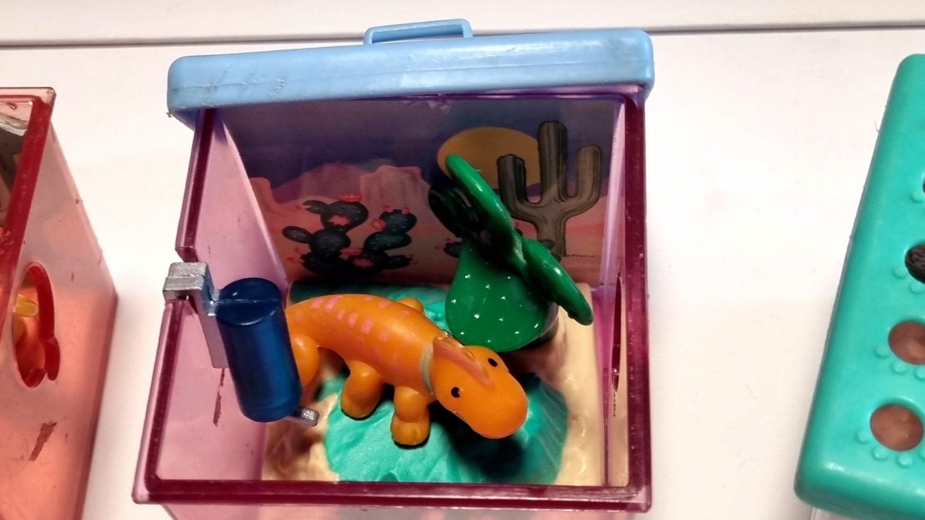 Hasbro Spielzeuge: Kenner Littlest Petshop Renn-Echse + Chamaeleon – Gebraucht aus Effretikon von lenalisa63 5