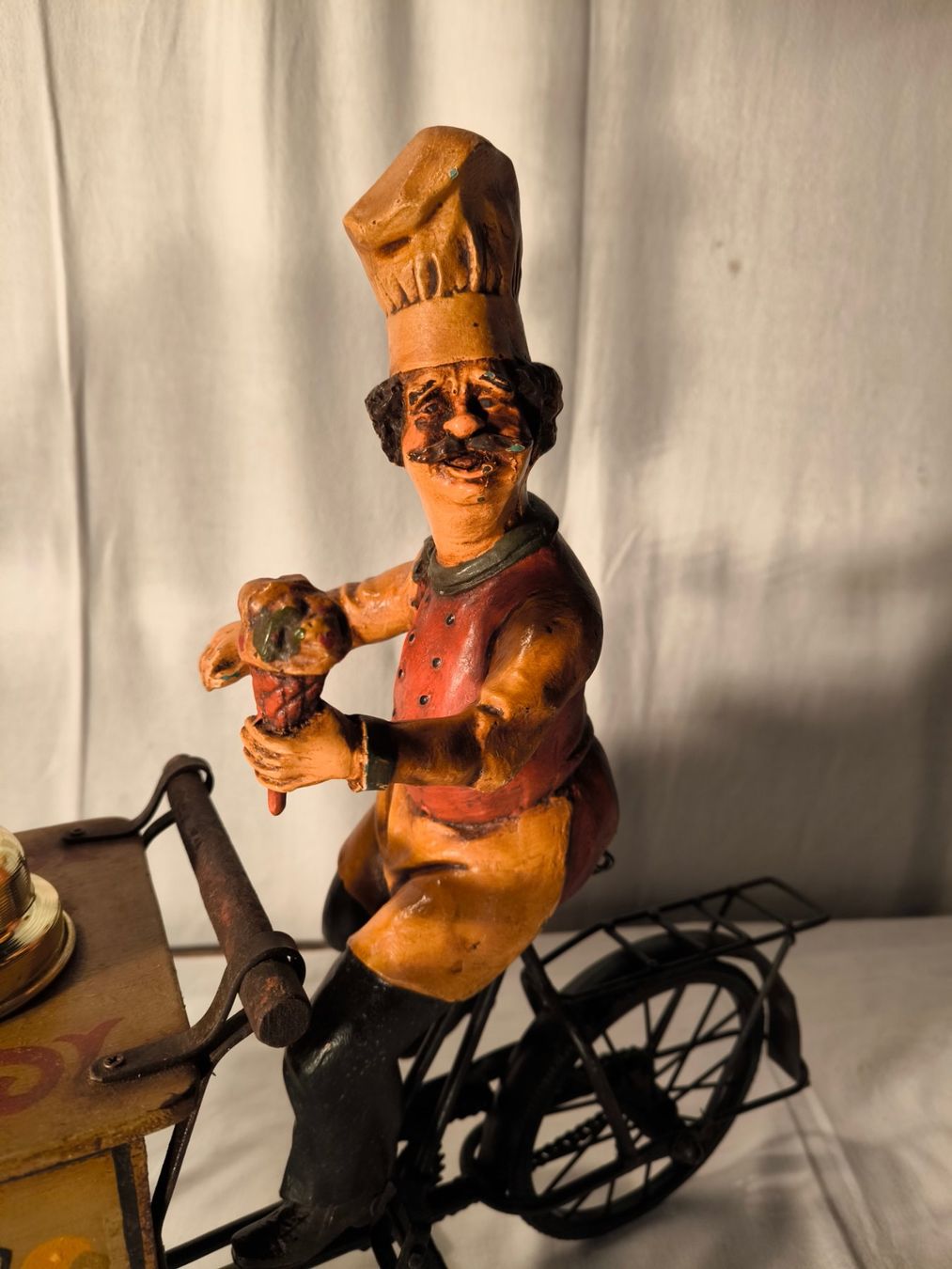 Figuren: Eisverkäufer Figur – Gebraucht aus Rorschacherberg von snOOpydOg11 1
