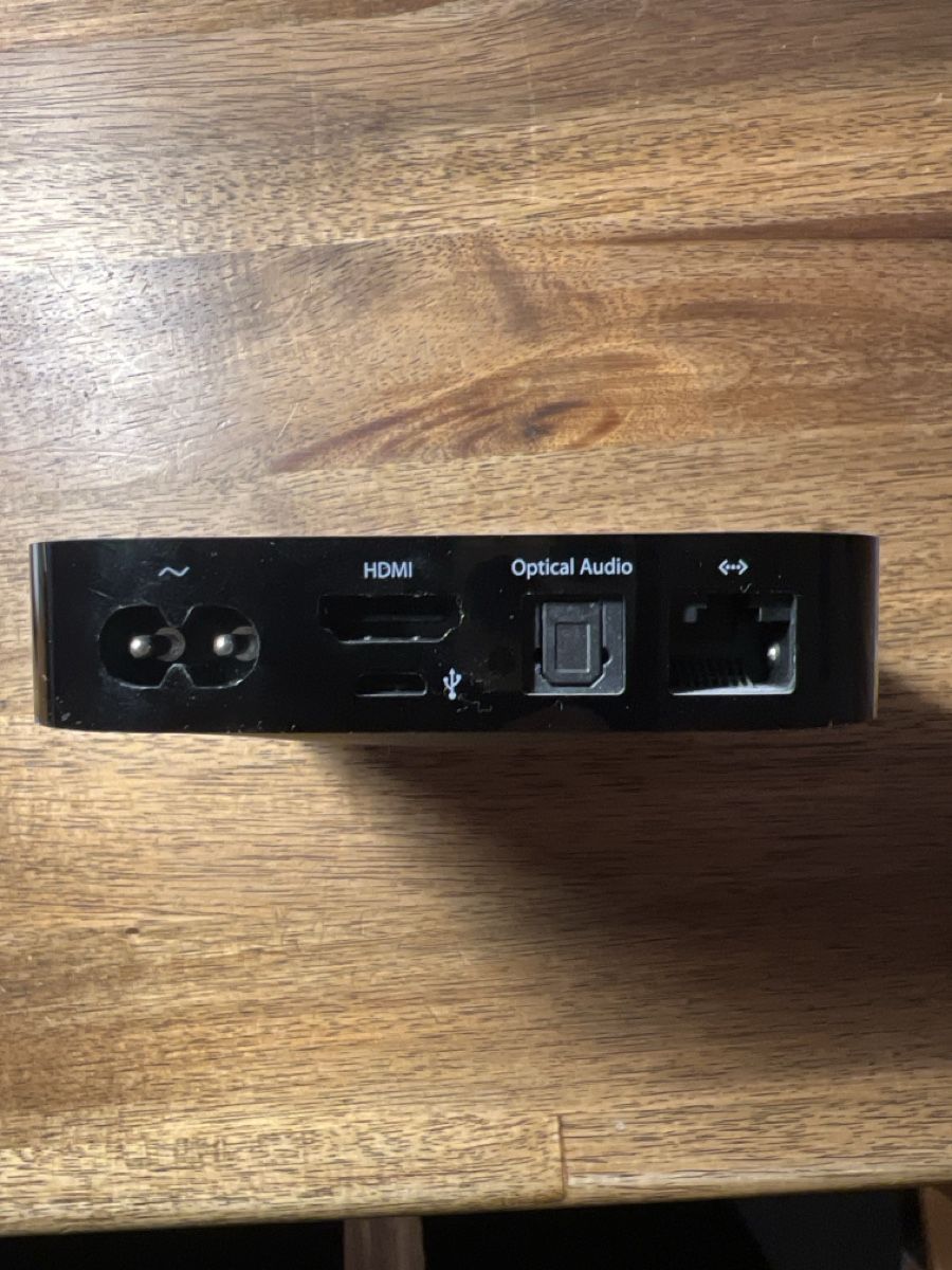 Apple Systèmes audio & multimédias: Apple TV Box A1469 – D'occasion à Lupsingen par TipsiWipsi 1