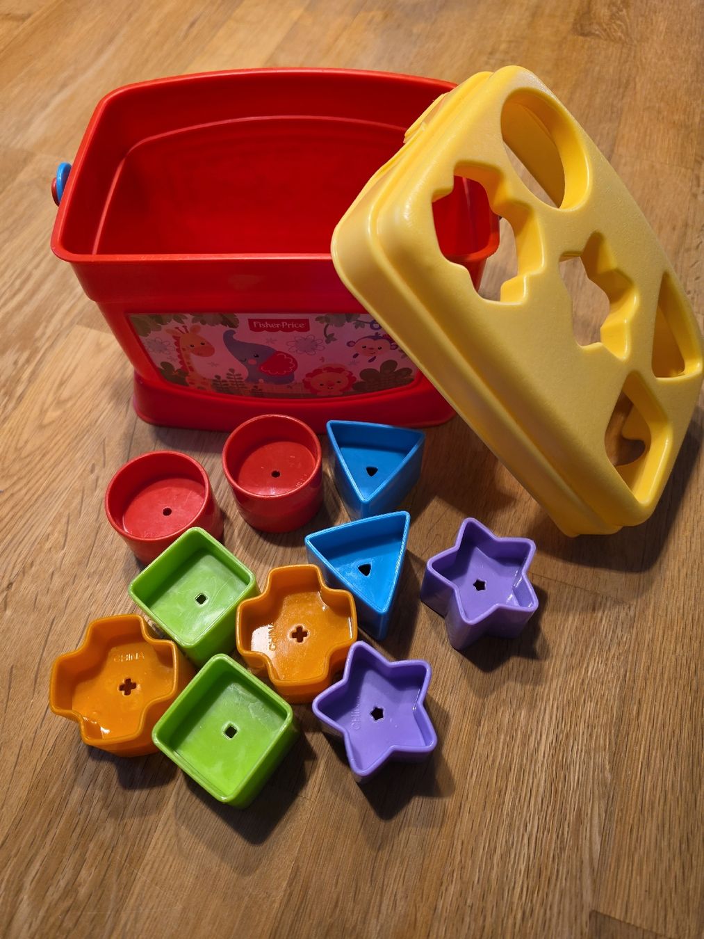 Fisher-Price Giocattoli: Fisher Price Formensortierer Eimer mit 10 Bausteinen – Usato da Laupersdorf venduto da Withelady 1