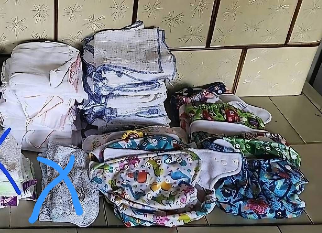 Secchi per pannolini & Pannolini: Grosses Stoffwindel-Set | auch einzeln erhältlich – Usato da Dürrenäsch venduto da Noana1108