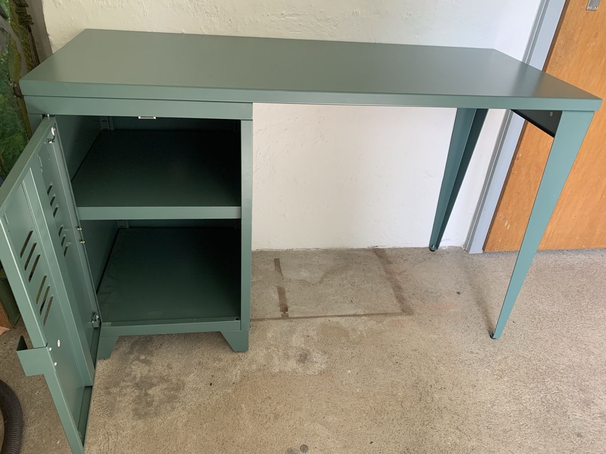Schreibtische: La Redoute Metal Schreibtisch  – Gebraucht aus Affoltern am Albis von wysiwyg99 2
