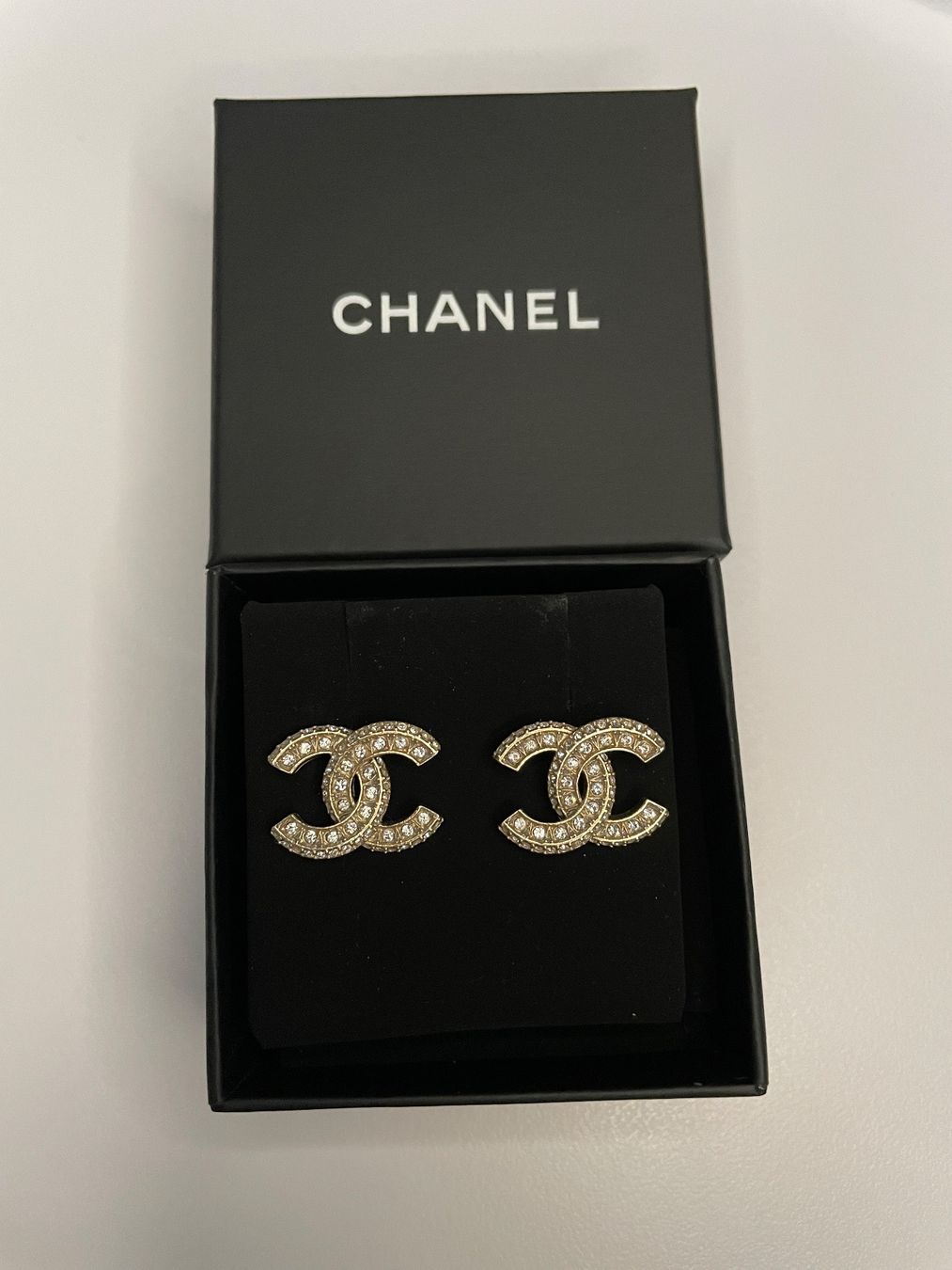 Chanel Orecchini pendenti & Orecchini a lobo: Chanel Earrings - Original – Nuovo (secondo la descrizione) da Zürich venduto da JessGar