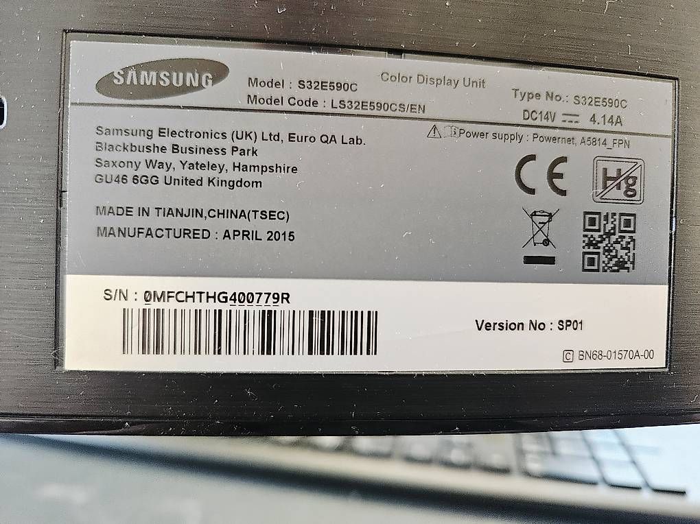 Monitore: 32" Curved Samsung Monitor – Gebraucht aus Neftenbach von Wummwila 1