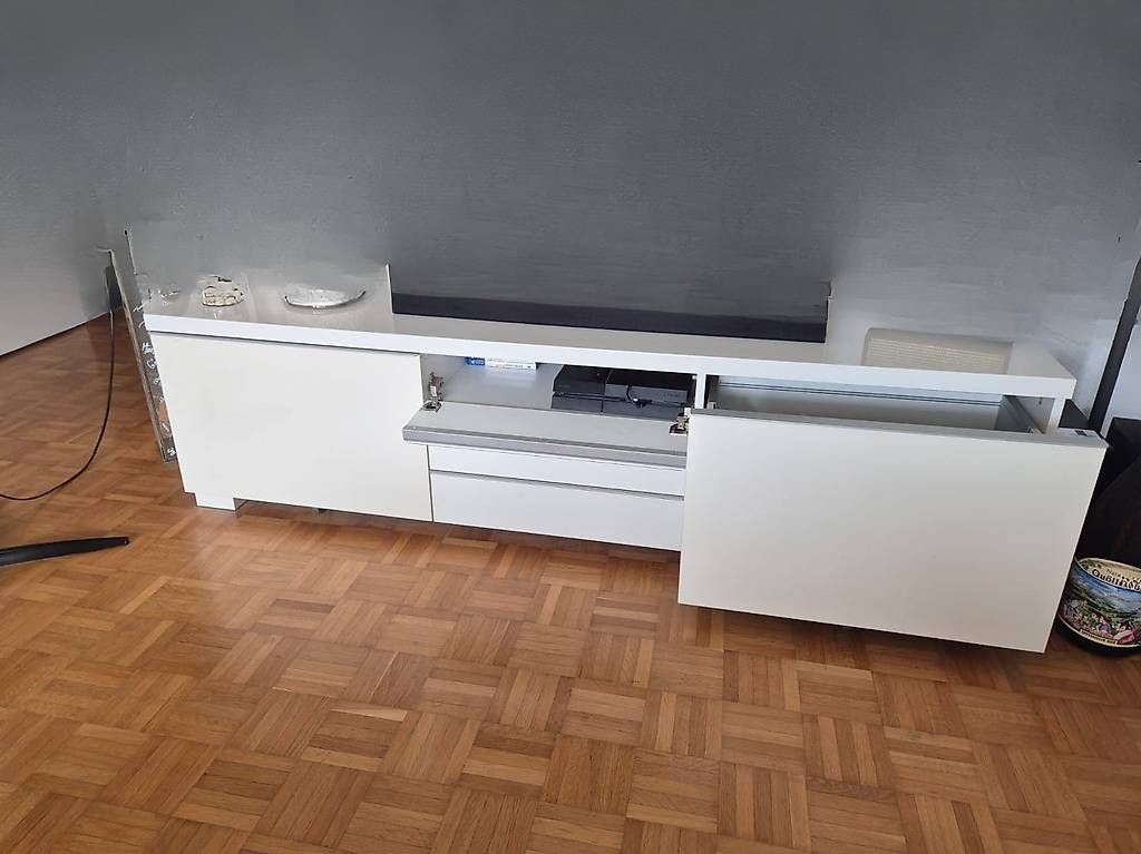 Ikea TV Möbel: Gratis IKEA BESTÅ TV-Möbel (älteres Modell) – Gebraucht aus Gümligen von Spos 1
