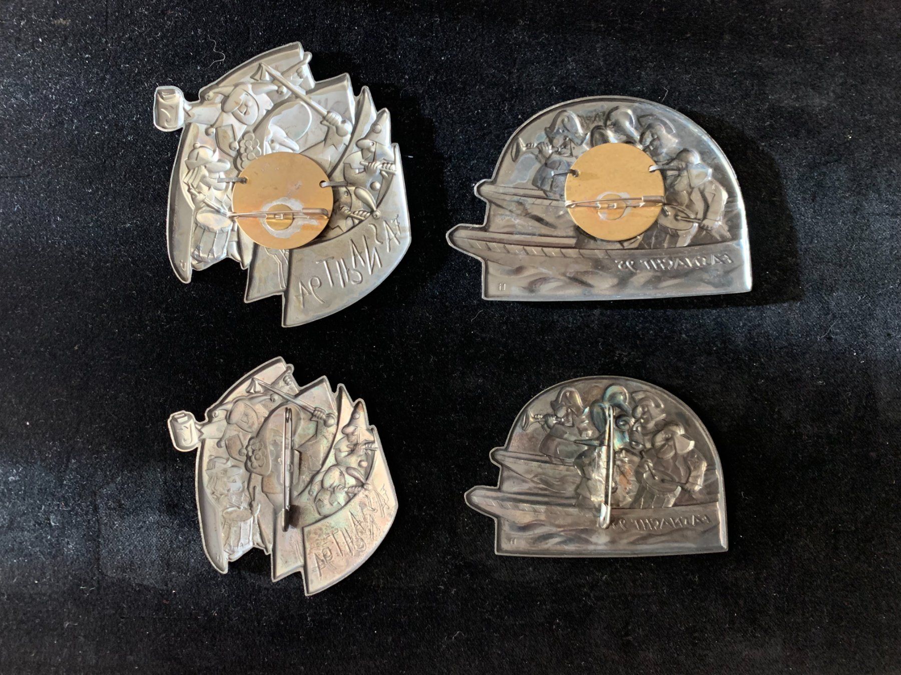 Basler Placchette & Badge: Basler Zug-Plaketten – Usato da Therwil venduto da Zelle13 1