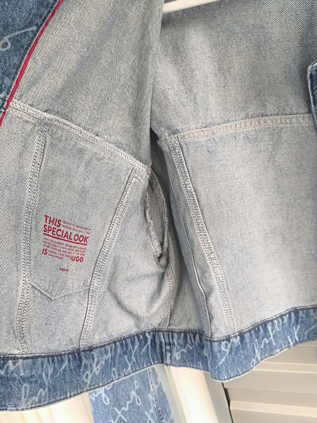 Hugo Boss Jeans: Hugo Jeans  – Nuovo (secondo la descrizione) da Oftringen venduto da Lejaleja 6