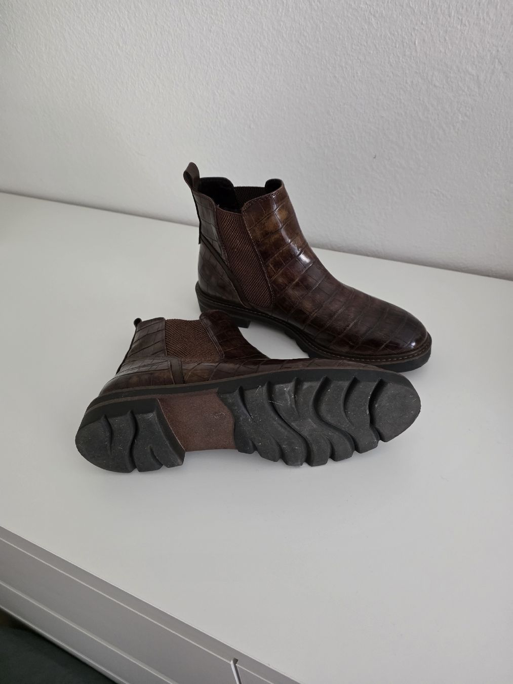 Scarpe da donna: Bottine marron – Usato da Yverdon-les-Bains venduto da enzine 2