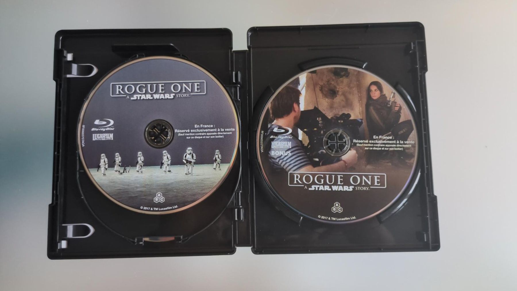 Tous les DVDs: Rogue One 4K UHD Blu-Ray – D'occasion à Adliswil par mma_n5m2 2