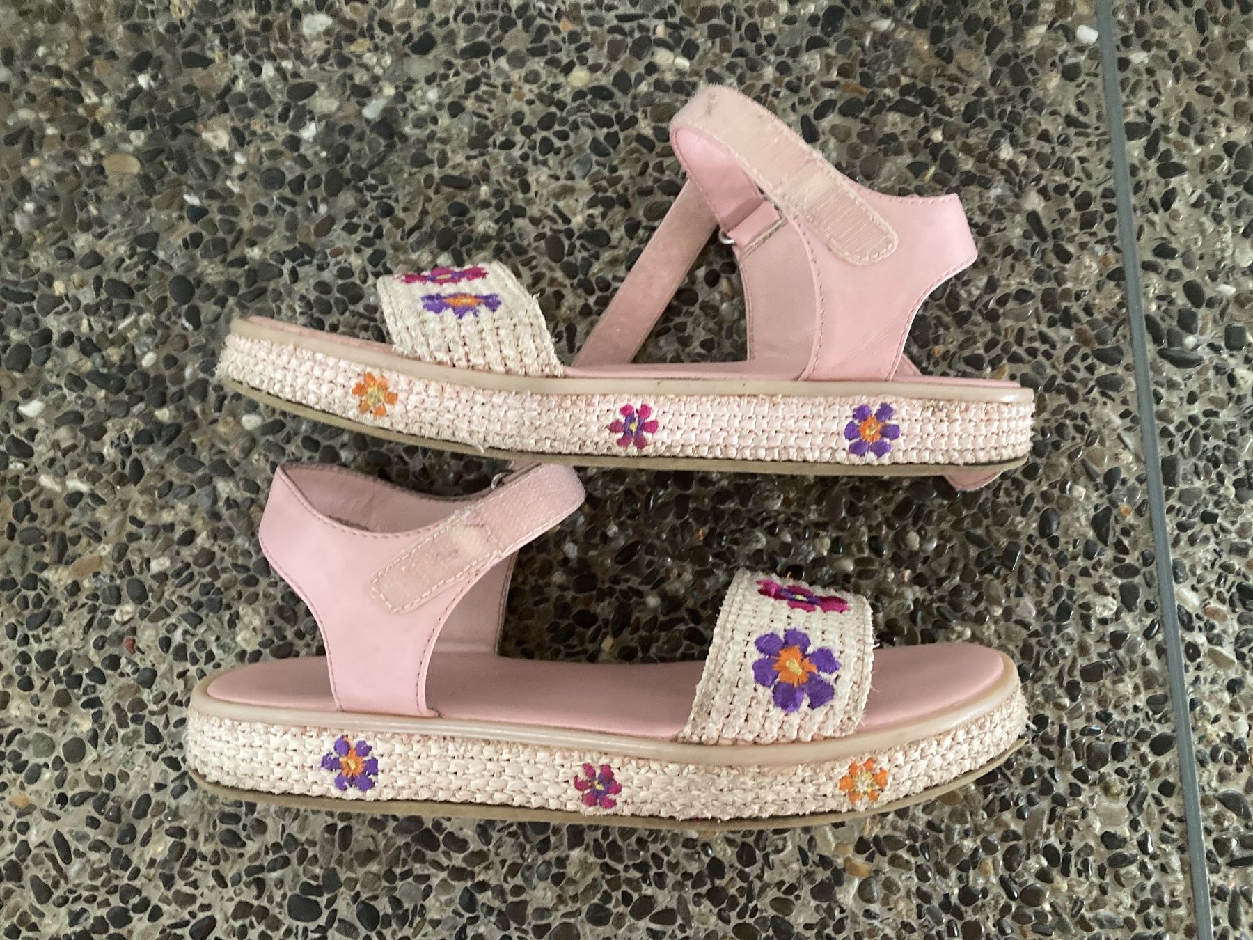Chaussures filles: Sandalen Gr. 35 – D'occasion à Aetingen par Nadinsky 3