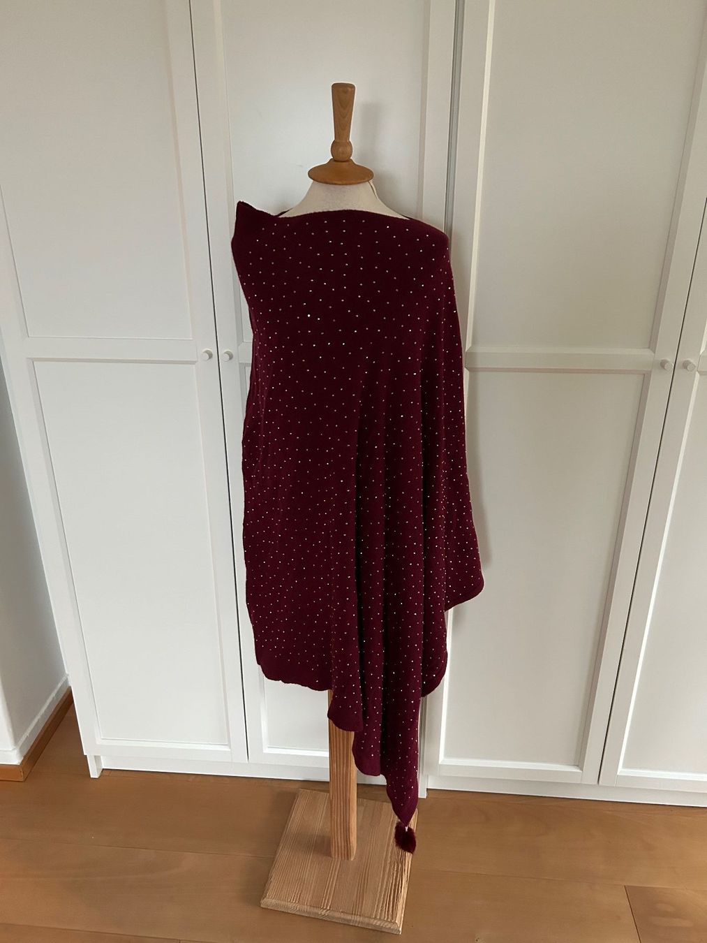 Sonstige Damenmode: Cape – Gebraucht aus Luzern von lou4444