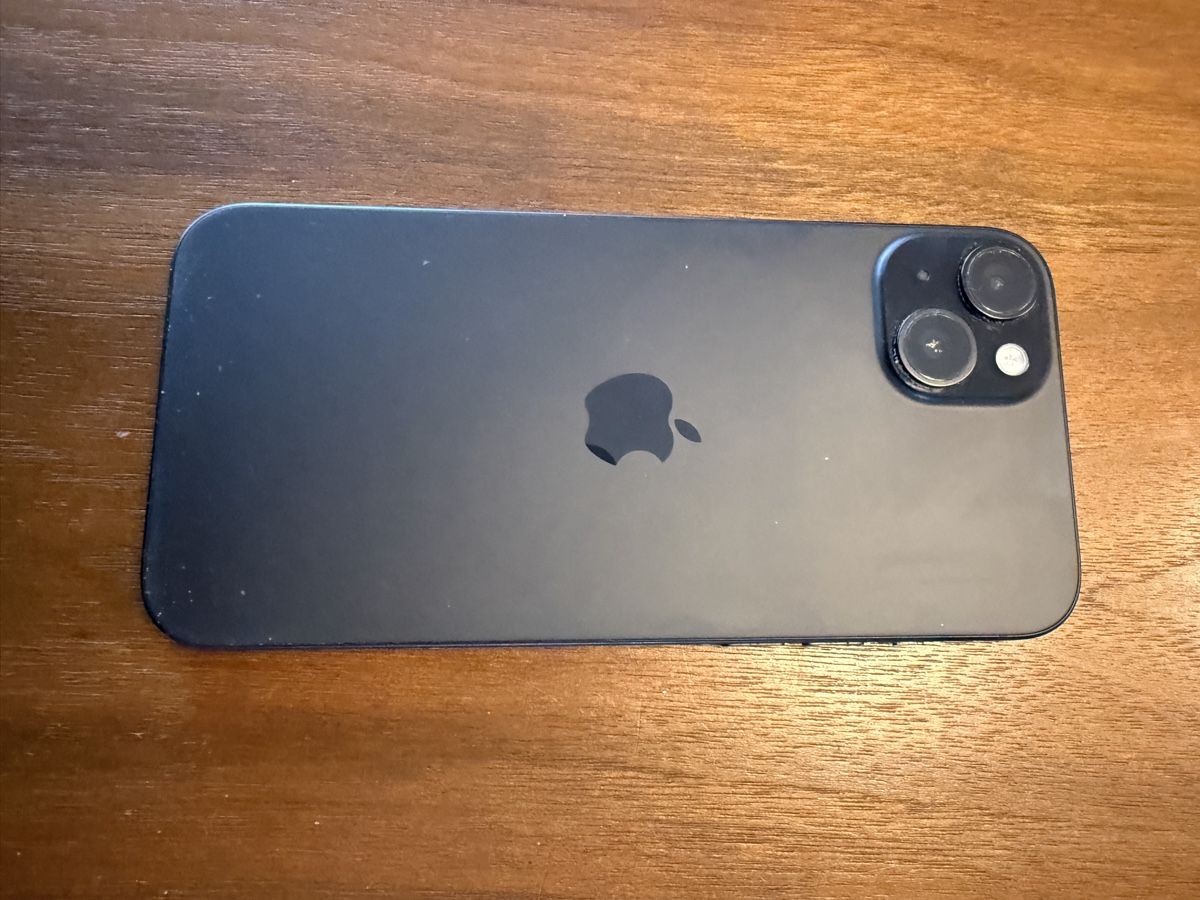 Apple Telefoni cellulari / Smartphones: Apple iPhone 15 Plus schwarz Bestzustand – Usato da Wilen b. Wollerau venduto da wawuschl 2