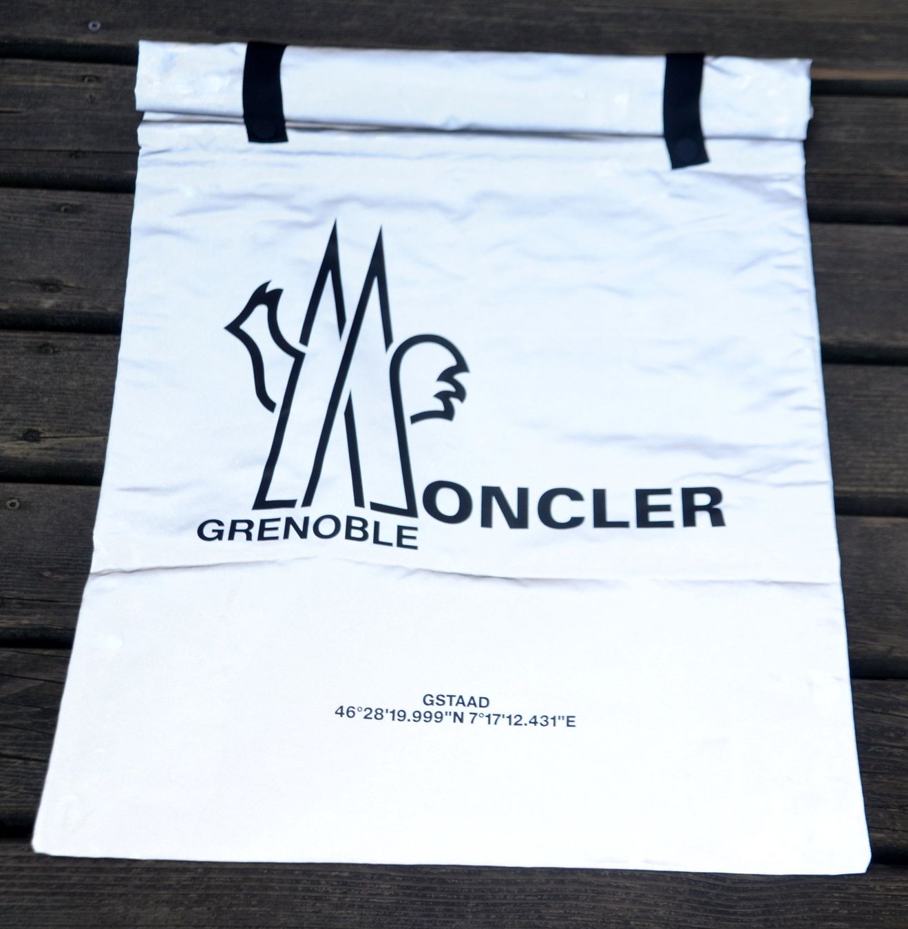 Moncler Zaini: Moncler retroreflektierend Rucksack /  sac à dos – Usato da Collonges venduto da arashee 9