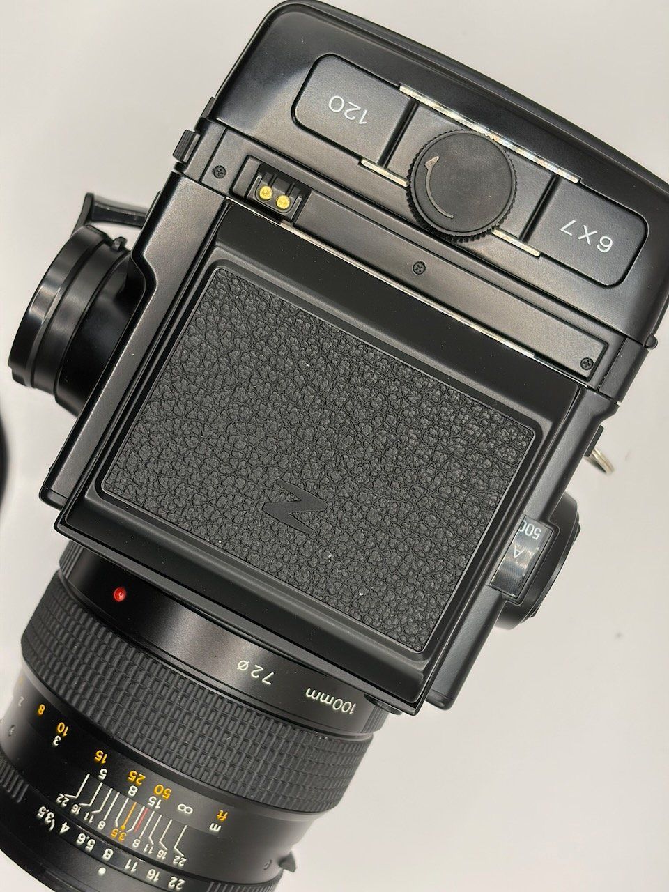 Bronica Fotocamera: Bronica GS-1 6x7 PG 100 + viseur – Usato da Biel/Bienne venduto da kiouk 2