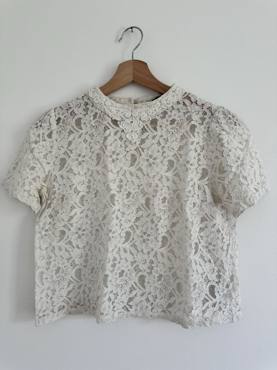 Tops: Damen Bluse weiss Spitze – Gebraucht aus St. Gallen von nikolasbong
