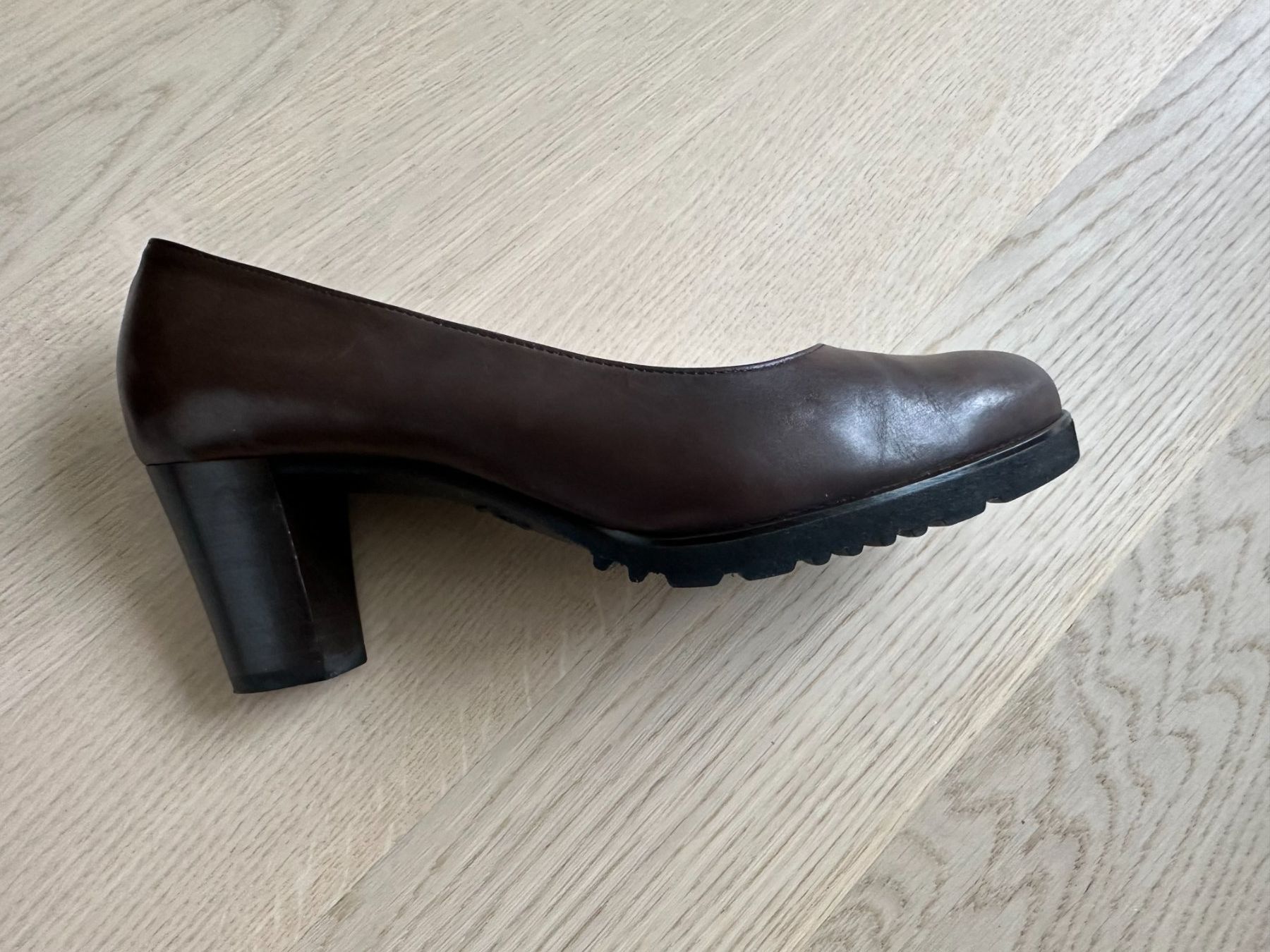 Damenschuhe: Brauner Pumps von Leder-Asper – Gebraucht aus Zürich von Rigiblick2 7