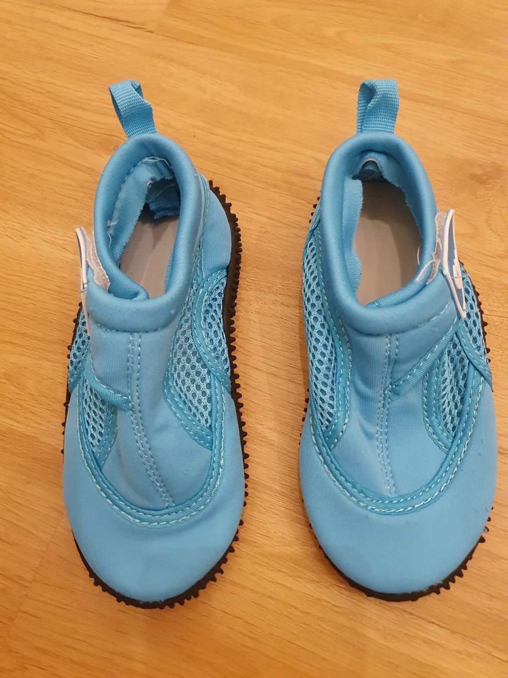 Scarpe per ragazzi: Strandschuhe Gr. 27, Badeschuhe, blau – Nuovo (secondo la descrizione) da Heinrichswil venduto da frankie19860 1
