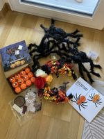 Halloween Deko: Riesenspinnen, Kranz, Kürbislichter…