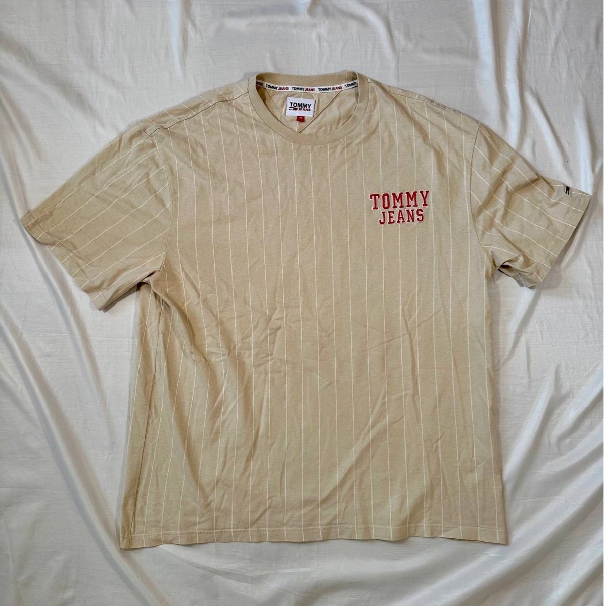 Tommy Hilfiger T-shirt: Tommy Hilfiger  – Usato da Pfäffikon ZH venduto da Nataliia.