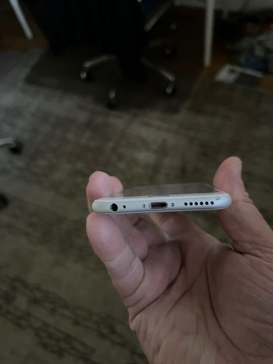 Apple Telefoni cellulari / Smartphones: iPhone 6 64GB – Usato da Rotkreuz venduto da 4evermine 3