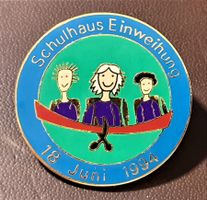 Q858 - Pin Schulhaus Einweihung 18. Juni 1994