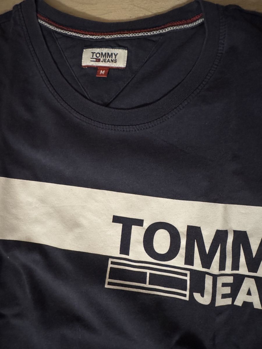Tommy Hilfiger T-Shirts: T-Shirt Tommy Hilfiger M – Gebraucht aus Lotzwil von meeli0608 2