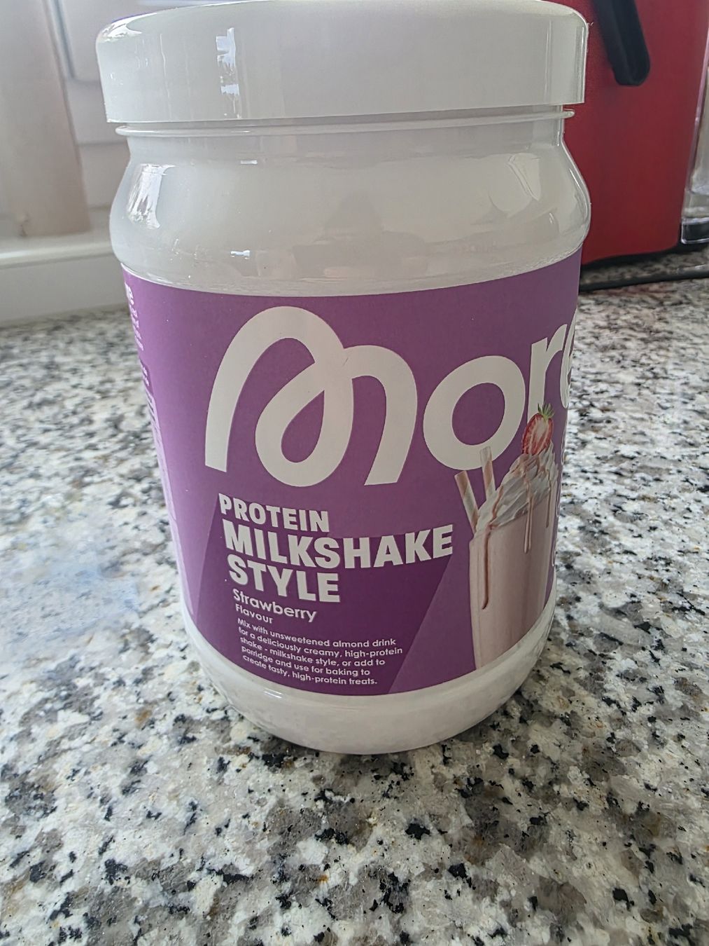 More Nutrition Cibi & Specialità: Mor Protein Milkshake Style Erdbeer 360g – Nuovo (secondo la descrizione) da Flims Dorf venduto da bru_l9bk