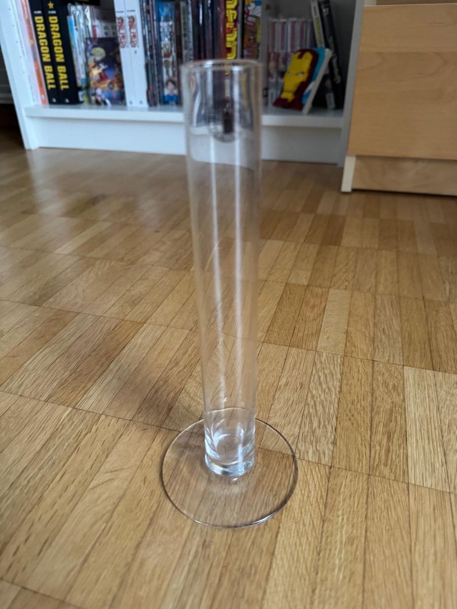 Vasi & Recipienti: Vaso alto di vetro trasparente – Usato da Viganello venduto da Lolland_7